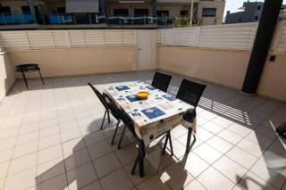 Ground floor apartment on the seafront with pool - 6