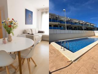 Ground floor apartment on the seafront with pool - 0