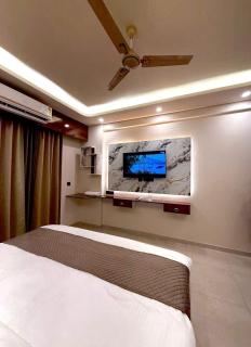 Grand Stay Omaxe Hazratganj - 3