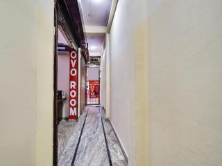 Hotel O Royal Inn - 0