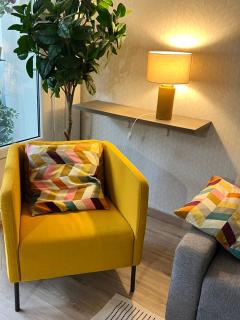 Bel appartement spacieux avec joli balcon arboré, calme, bien situé, centre ville - 1