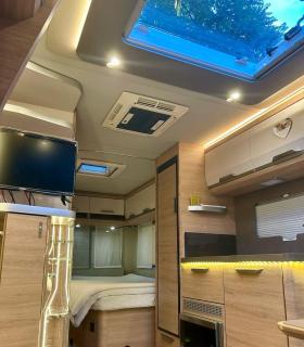 5 Sterne Wohnwagen - reservierter Stellplatz - direkt am Messegelände-Duschräumlichkeiten- CARAVAN at Fair Ground - Kitchen - Heating - WorkPlace- Campsite extra on cost -payable at fair ground approx 39 - 49 EUR-Stellplatz bezahlbar direkt bei GfVMesse - 0