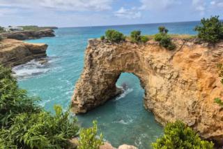 Oceanfront Villa with Pool, Jacuzzi and Kayaks on Anguilla Island - 0