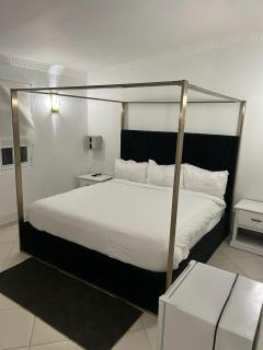 Hannabi Hotel - 1