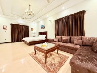 Grace View Guesthouse - 1