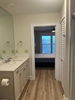Hartsville Waterfront Retreat - 6