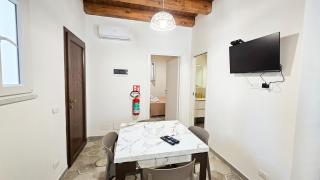 Jasmine House Ustica heart - 1