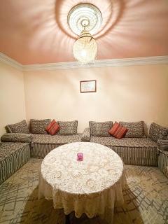 Elegant And Calm Apartment - 2