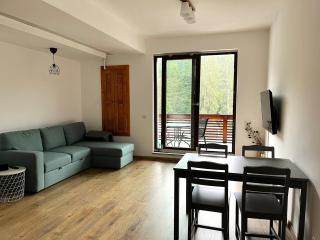 Panorama Pine Retreat - Spacious 2-Bedroom Flat - 0