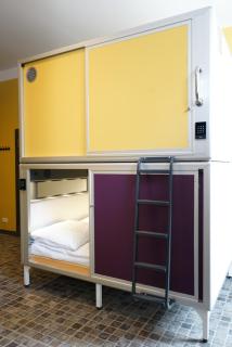 Five Elements Hostel and Capsules Frankfurt - 4