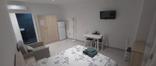 AJ GuestHouse - 1