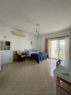 The Ritz Carlton Luxury 1-Bedroom - 2