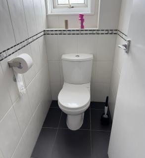 A private room in Netley - 4