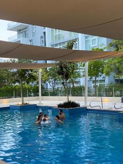 Al Mouj Marina Apartment with Pool & Beach Access - 3