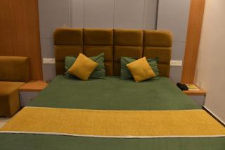 Hotel Golden Continental - 7