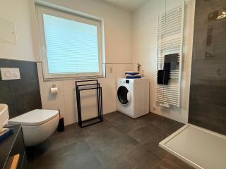 Ferienwohnung Bella - mit Waschmaschine, Fahrstuhl und Carport in ruhiger Altstadtlage von Ballenstedt - Ballenstedt - 3