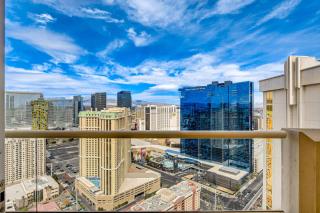 Stunning 1BR Strip VIews w Balcony 17701 - 9