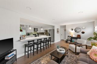 Modern Retreat With Patio & Sunset Views - Gray St - 8