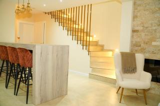 Villa LUXIA Luxury Retreat with Private Pool & Jacuzzi - 4