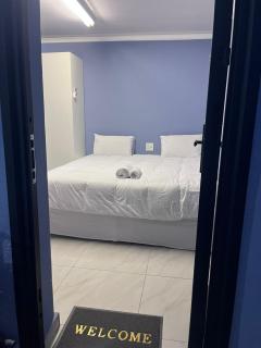 52 Weston Holiday Studios - Durban - 5