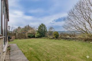 The Peak View - Holmfirth - 9