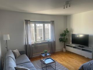 Cozy Studio with Courtyard - Near City Center - 6