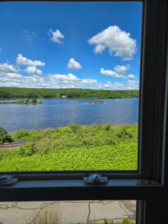 House on Thames River - 6