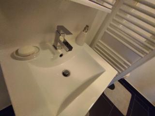 2-room apartment with terrace and Wi-Fi, free parking - 8