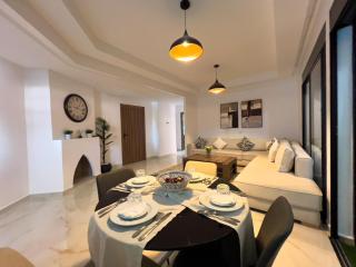 Luxury apartment with a pool - 1
