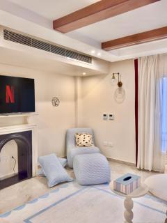 Quiet & Secure 3BR in Stone Residence, New Cairo - 3