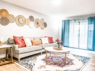 Lovely 3 Bd 2 bath townhome - 0