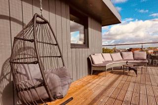 2 Bed 2 Bath Penthouse in Chelmsford City Centre with Free Parking ideal for long stays and Contractors - sleeps 6 - 4