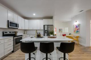 6Br 4Bath Home Just 5 Minutes to Lower Greenville - 7