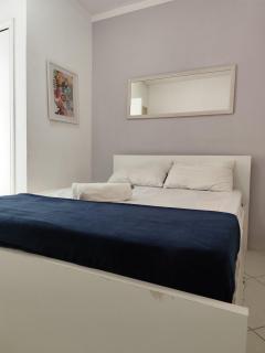 12F- Pe na Areia do Tombo-2 Quartos, Ar Cond, 2w, 1 vaga e Roupas de Cama - Guarujá - 6