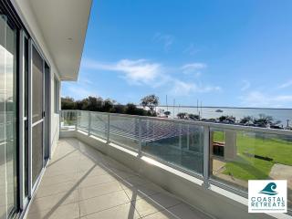 Hamptons Retreat by the Bay - Cowes Coastal Escape - 8