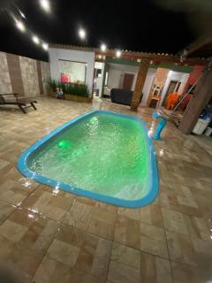 Casa com piscina próximo à praia - 4