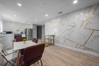 Quirky & Stylish 4BR with Saltwater Pool - Sleeps 14 - 1