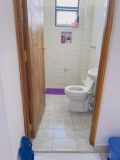 TamuTides Studio Cozy and Work -Friendly Stay in Nyali - 3
