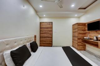 SPOT ON Sai P Guest House - 2
