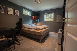 Large modern house, perfect for northern lights hunting - 2