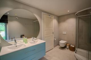 Large modern house, perfect for northern lights hunting - 4