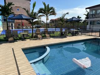 Primeshare Luxury Apartments with Swimming Pool, Reliable Wi-Fi & Air Conditioning - 1
