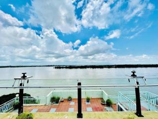 Four Rivers Hotel - 4