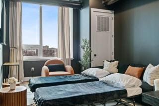 Luxe 1br- Free Parking-King Bed - 9