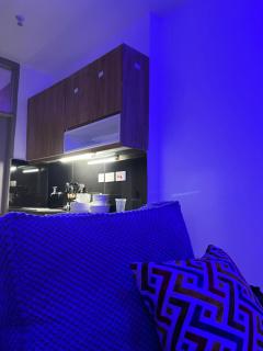 Quirs Cozy Corner BnB - 9