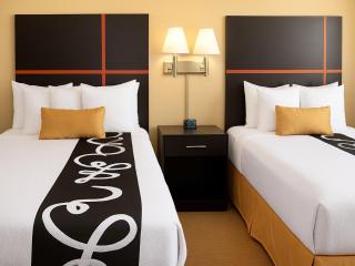 Chaparral Motor Inn - 0