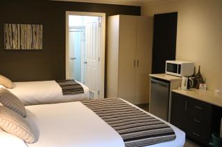 Sovereign Park Motor Inn - Ballarat - 9
