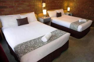 Fountain Court Motor Inn Albury - 7