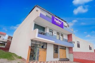 Helo Stay Vivek Vihar Metro Station - 5