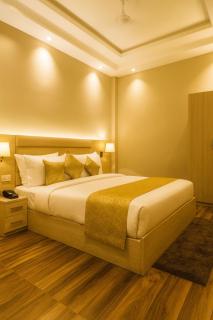 Madhav Resort, Vrindavan - A Beautiful Luxury Resort near Prem Mandir - Vrindāvan - 5